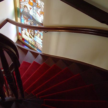 Hotel Altes Hafenhaus Росток Екстериор снимка