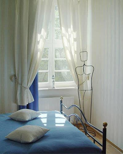 Hotel Altes Hafenhaus Росток Екстериор снимка