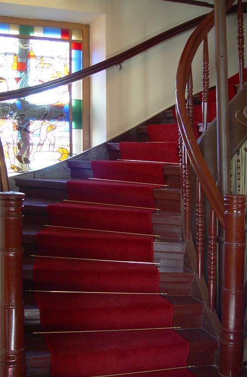 Hotel Altes Hafenhaus Росток Екстериор снимка